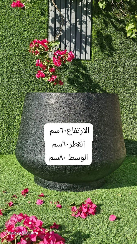 وعاء زراعة دائري أسود لامع